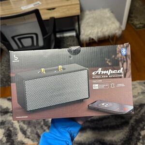 Amped Retro Wireless Speaker